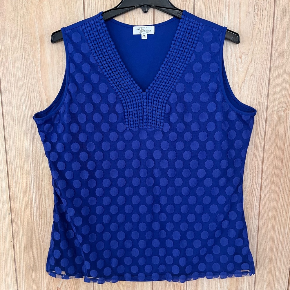 Eve & Maddie Women’s Sleeveless V-Neck Polka Dot Top - Royal Blue